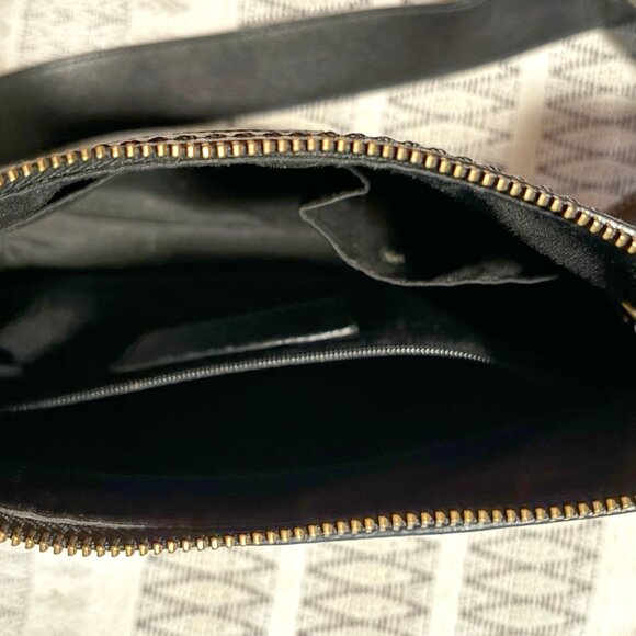 Vintage Coach Crossbody Pebble Leather Bag - Picture 4 of 5